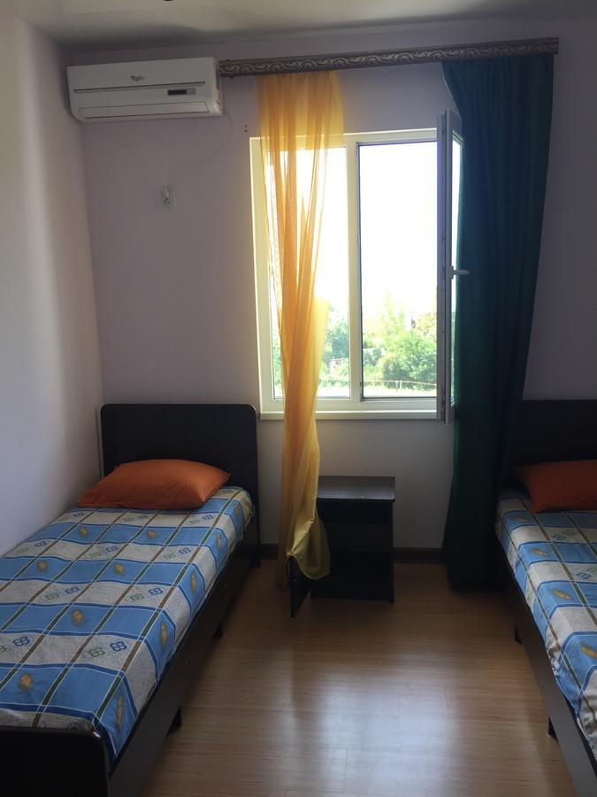 Guest House On Gagarina Varvara10 New Athos Exterior photo